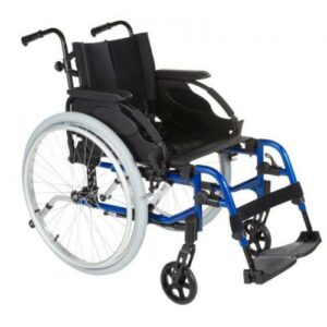 Fauteuil roulant Action 3 NG de taille 45.5 de Invacare, conçu pour le confort et la facilité d'utilisation. Vendu par medicsante